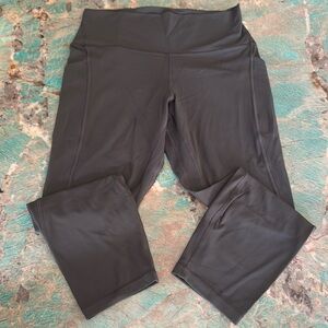 Lululemon align cropped with pockets